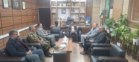 جلسه ی سرپرست بهزیستی فارس با رئیس ستاد هماهنگ کننده ارشد نظامی آجا