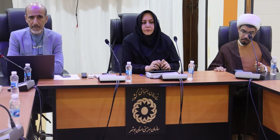 مدیرکل بهزیستی بوشهر در جمع جانبازان و ایثارگران بهزیستی : شما سرمایه‌های معنوی این مرز و بوم هستید