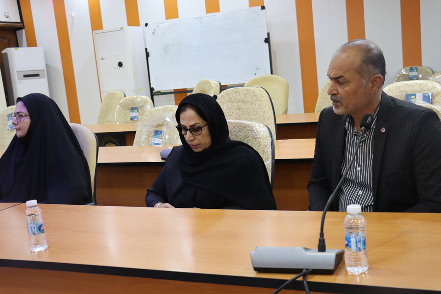 مدیرکل بهزیستی بوشهر در جمع جانبازان و ایثارگران بهزیستی