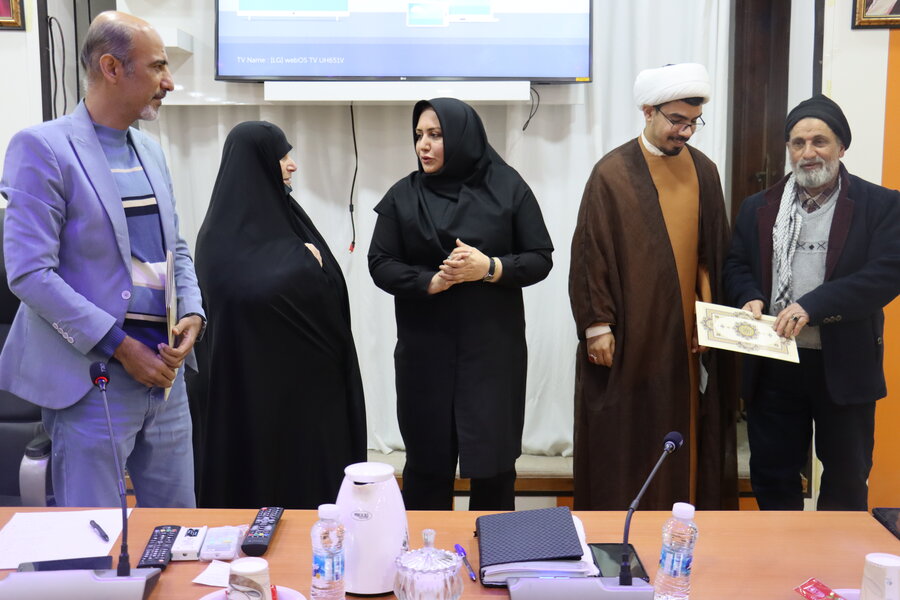 مدیرکل بهزیستی بوشهر در جمع جانبازان و ایثارگران بهزیستی