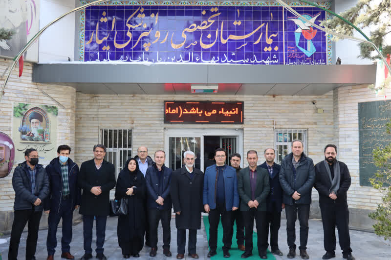 عیادت کارکنان بهزیستی اردبیل از جانبازان سرافراز به مناسبت میلاد حضرت ابوالفضل(ع)