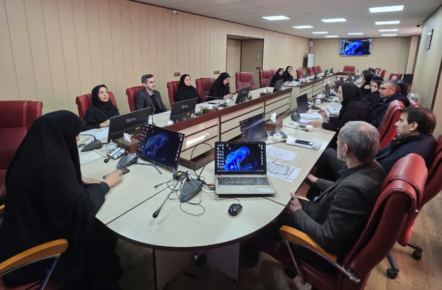 مدیرکل بهزیستی استان البرز از تشکیل ستاد دهه مبارک فجر در این اداره کل خبر داد