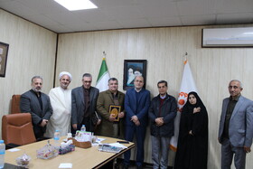 تجلیل مدیرکل بهزیستی گیلان از کارکنان جانباز بهزیستی گیلان