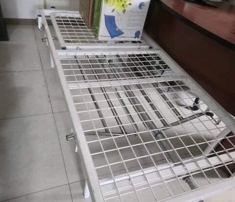 ملارد | تحویل تعداد ١٢ عدد تخت بیمارستانی و وسایل کمک توانبخشی به مددجویان بسترگرا تحت پوشش بهزیستی