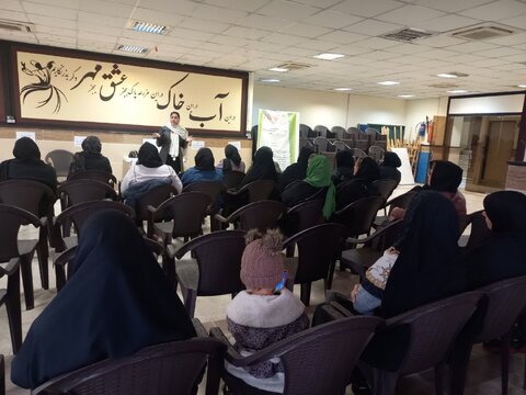 ملارد | برگزاری جلسه آموزشی ویژه مدیران و معلمان مدارس