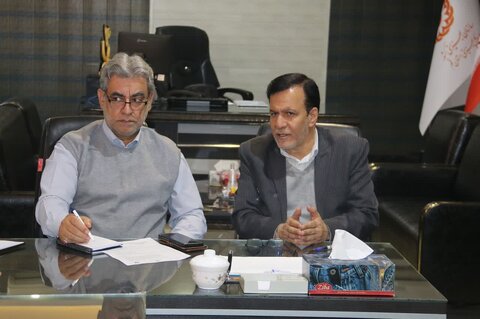 برگزاری جلسه هم‌اندیشی و رفع موانع اشتغال با محوریت نیروگاه‌های تجمیعی