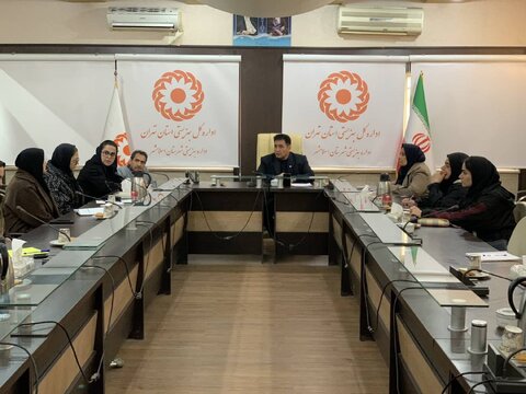 اسلامشهر|  نشست مشترک مدیران و کارشناسان مراکز مثبت زندگی با رئیس اداره بهزیستی با محوریت پویش «سلام محله»