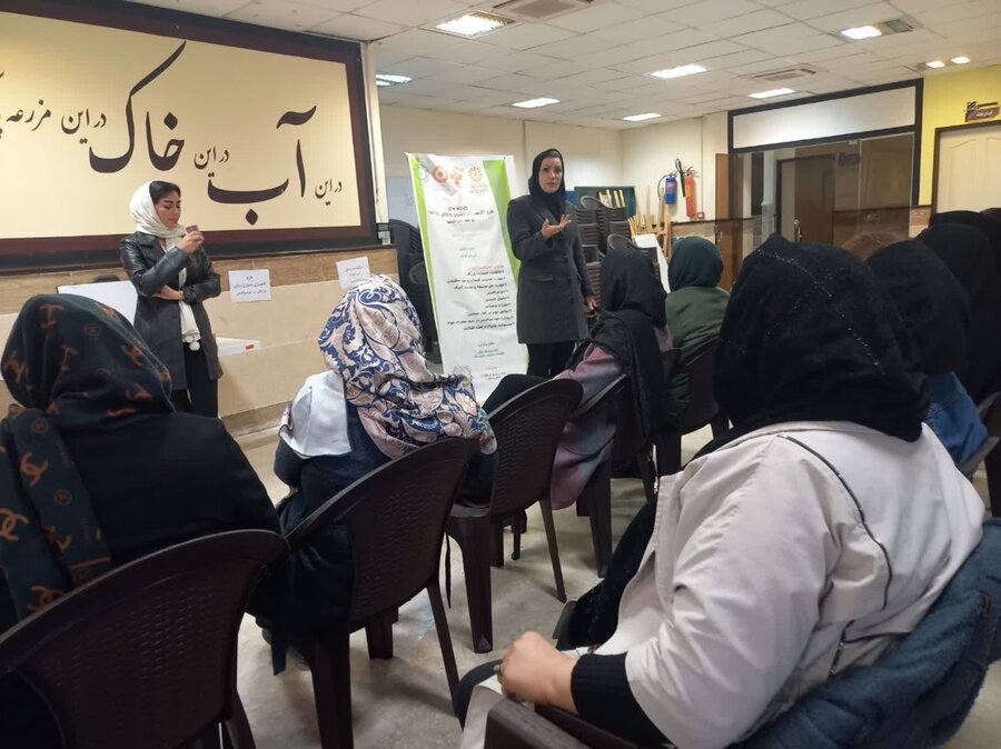 ملارد | برگزاری جلسه آموزشی ویژه مدیران و معلمان مدارس