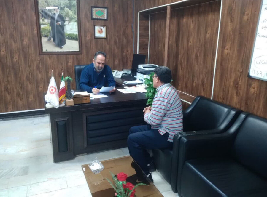 در راستای طرح تکریم ارباب رجوع ؛اشتهارد | ملاقات رئیس اداره بهزیستی شهرستان اشتهارد با جامعه هدف محترم
