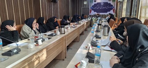 کلاس آموزشی ۱۲ ساعته مصوبه کشوری با موضوع «خانواده منتظر و تربیت مهدوی» برگزار شد