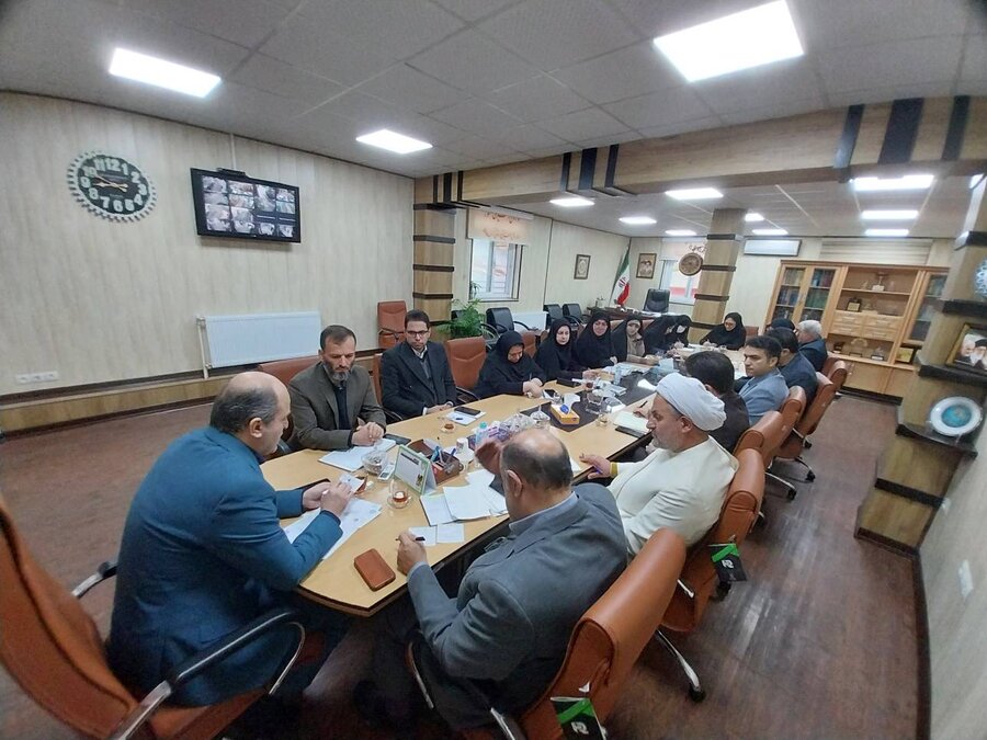 جلسه شورای فرهنگی اداره‌کل بهزیستی استان گیلان با محوریت ایام الله دهه مبارک فجر و نیمه شعبان برگزار شد