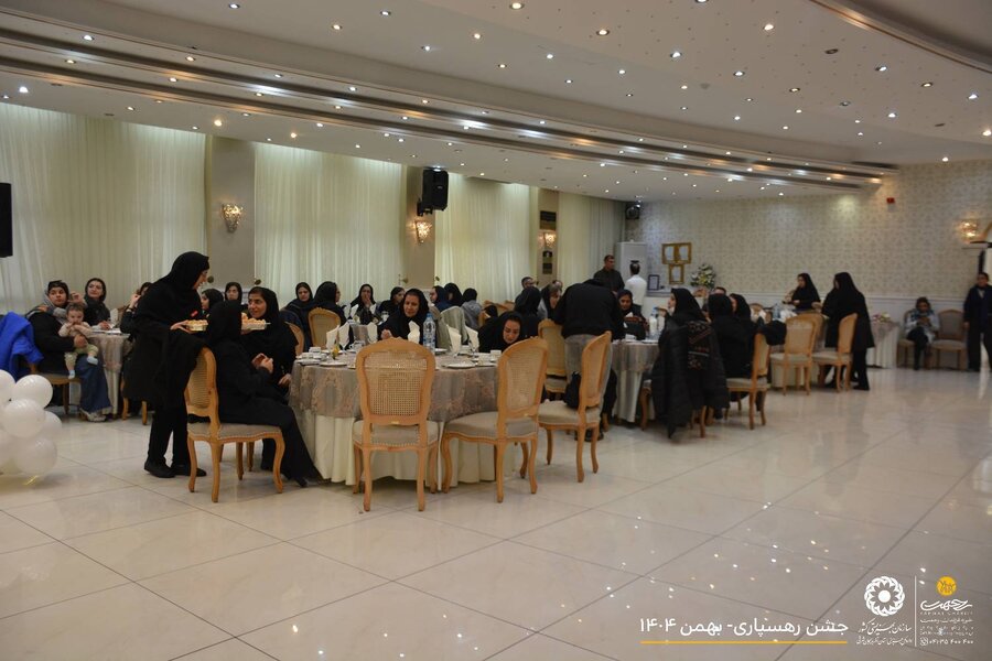 جشن رهسپاری فرزندان در آستانه ورود به زندگی مستقل