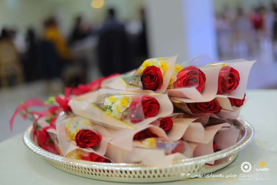 آیین تکریم از نوعروسان فرزندان مستقل بهزیستی 