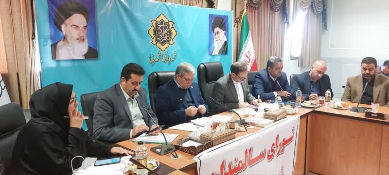 نشست شورای سالمندان شهرضا و دهاقان با حضور معاون وزیر و رئیس سازمان بهزیستی کشور 