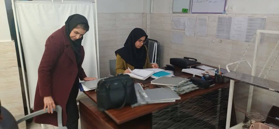 شهریار | بازدید میدانی کارشناسان ناظر بهزیستی شهرستان از مراکز توانبخشی و نگهداری از اقشار آسیب‌پذیر