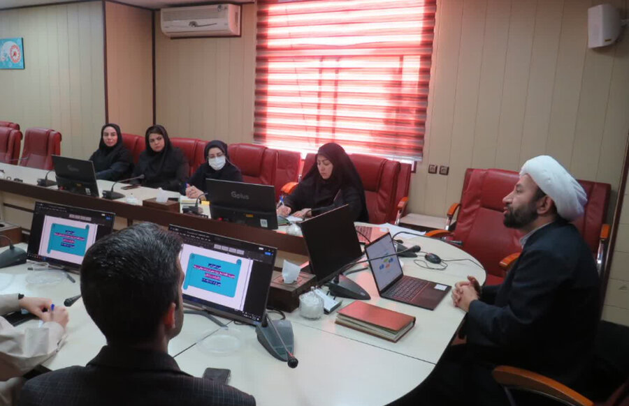 برگزاری دوره آموزشی «مدیریت اقامه نماز» با محوریت خانواده متعالی در بهزیستی استان البرز
