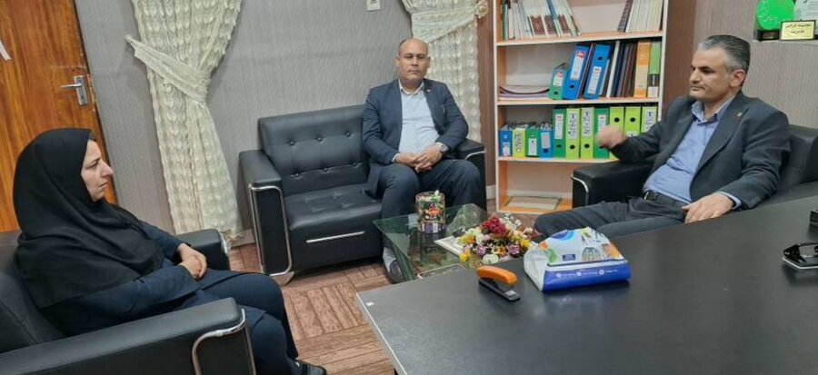 بازدید نماینده مدیرکل بهزیستی استان بوشهر از روند اجرای طرح «سلام محله» در شهرستان گناوه