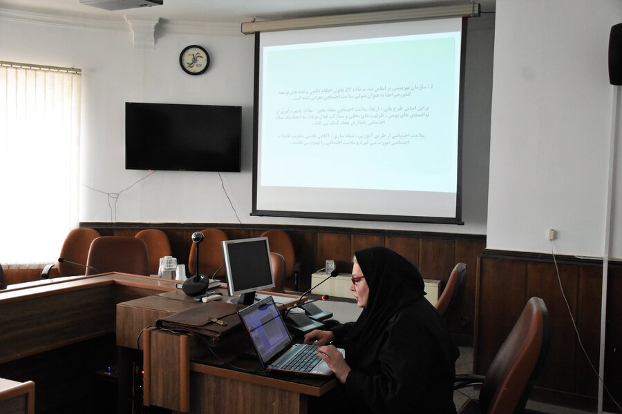 نشست با معاون استاندار - 9 بهمن