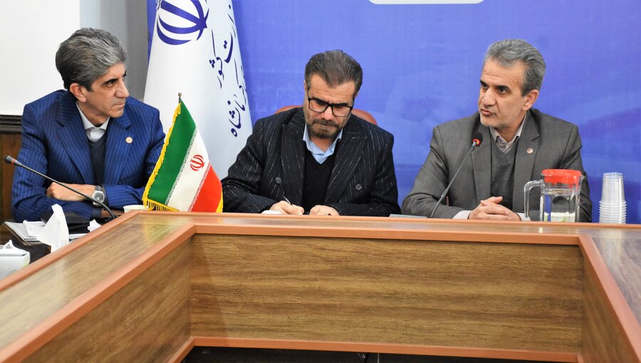 نشست با معاون استاندار - 9 بهمن