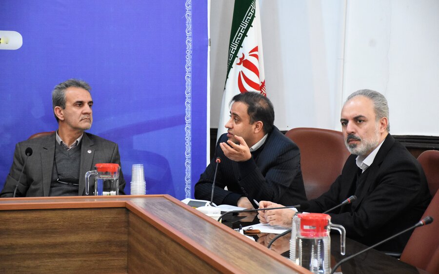 نشست با معاون استاندار - 9 بهمن