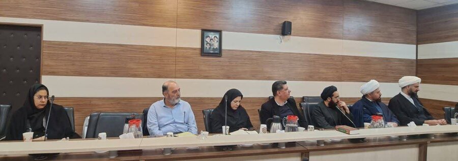 پردیس | تشکیل جلسه کمیته های محله محور (تشریح پویش سلام محله) با حضورریئس اداره بهزیستی در فرمانداری شهرستان 