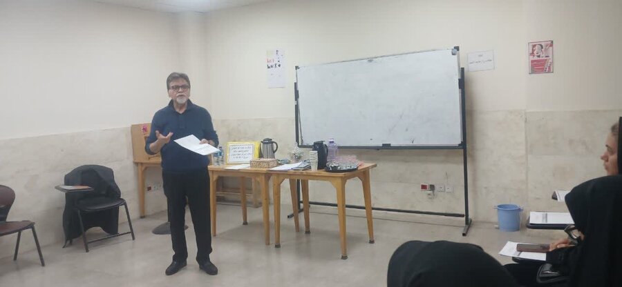 رباط کریم | برگزاری جلسه هم اندیشی باموضوع شهر سالم در راستای سلام محله 