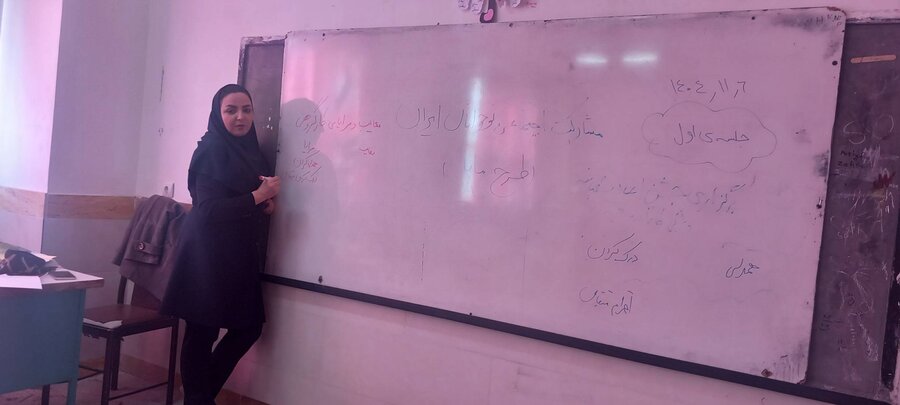 پیشوا | اجرای طرح مانابرای ارتقا سلامت اجتماعی نوجوانان در محله کم برخوردار