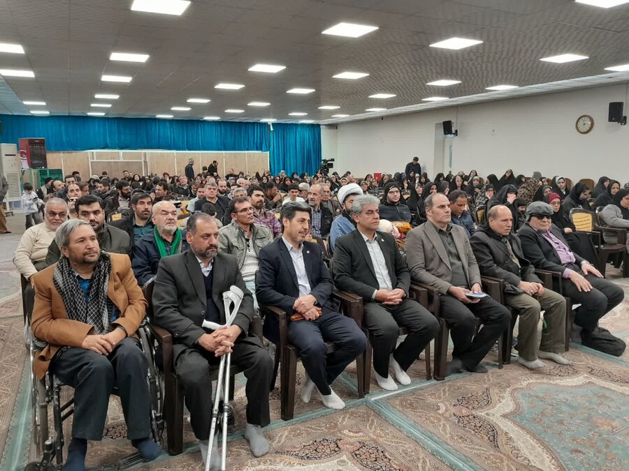 اجتماع معلولان مهدییاور در مسجد مقدس جمکران برگزار شد