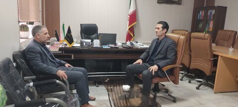 پارس آباد| دیدار رئیس بهزیستی شهرستان پارس آباد و رئیس اداره تعاون، کار و رفاه اجتماعی با محوریت اجرای «سلام محله»