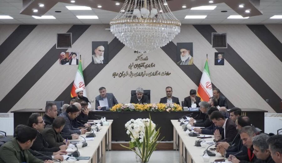 برگزاری جلسه برنامه‌ریزی مراسمات دهه مبارک فجر در فرمانداری مهاباد