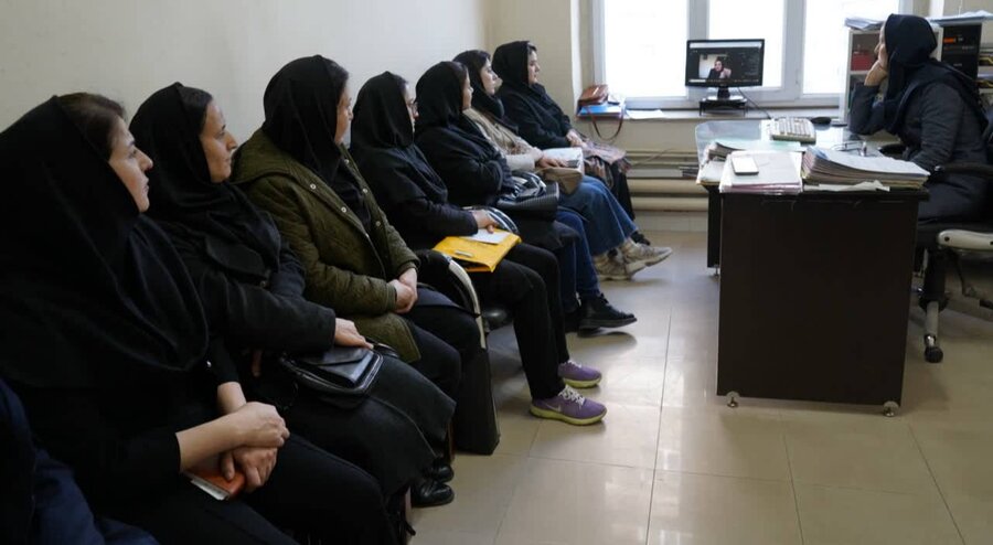 برگزاری جلسه آنلاین تخصصی با محوریت بازماندگان از تحصیل و غربالگری سلامت اجتماعی در بهزیستی‌مهاباد