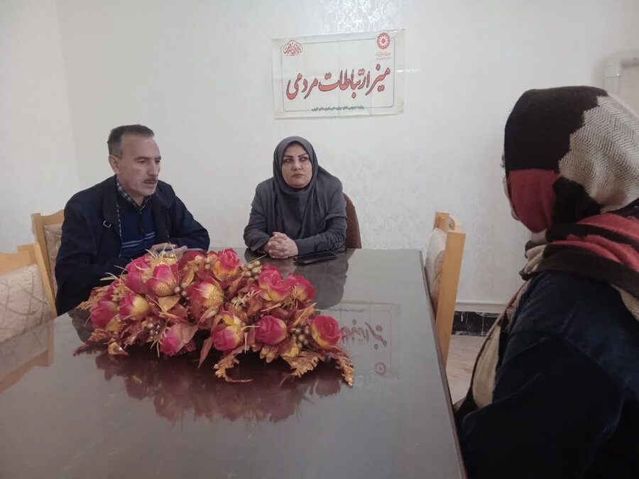 گرمی| برگزاری میز خدمت در اداره بهزیستی شهرستان گرمی