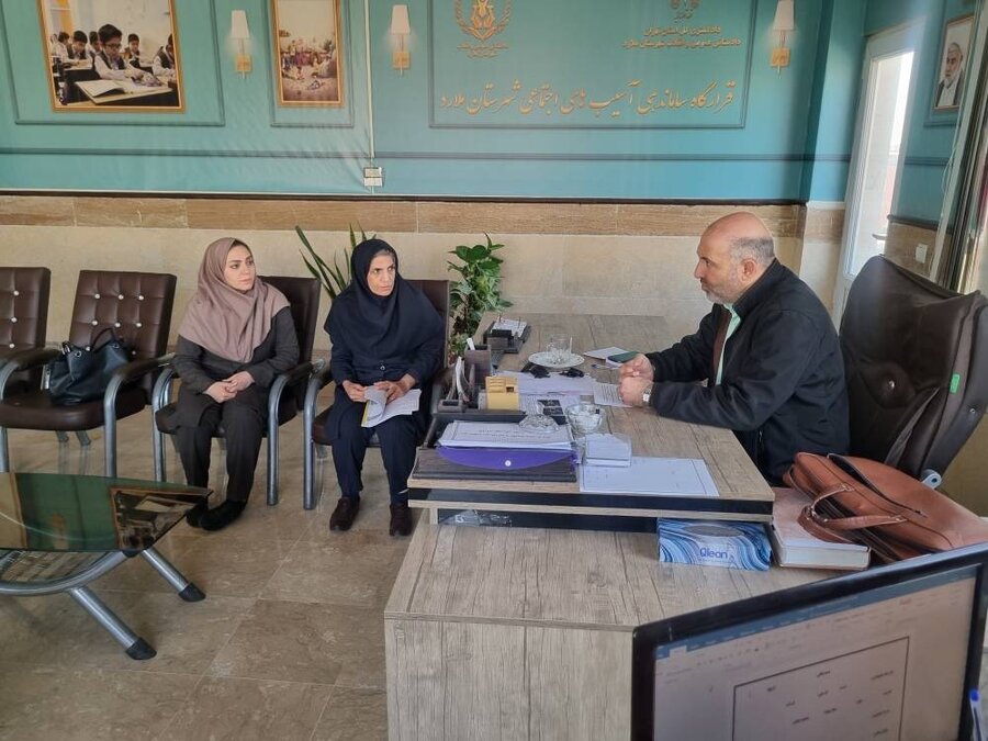 ملارد | نشست هم اندیشی در خصوص آسیب های اجتماعی محلات کم برخوردار در اجرای پویش سلام محله