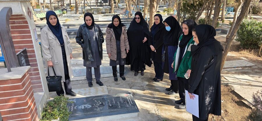 شهر قدس | به مناسبت  دهه فجر تجدید میثاق با آرمان شهدا در آیین غبارروبی و قرائت زیارت عاشورا در امامزاده حضرتین (ع) قدس