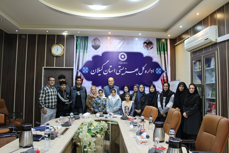 تجلیل از دانش آموزان نخبه تحت پوشش بهزیستی گیلان