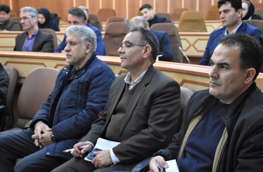 اشتغال - 11 بهمن ماه