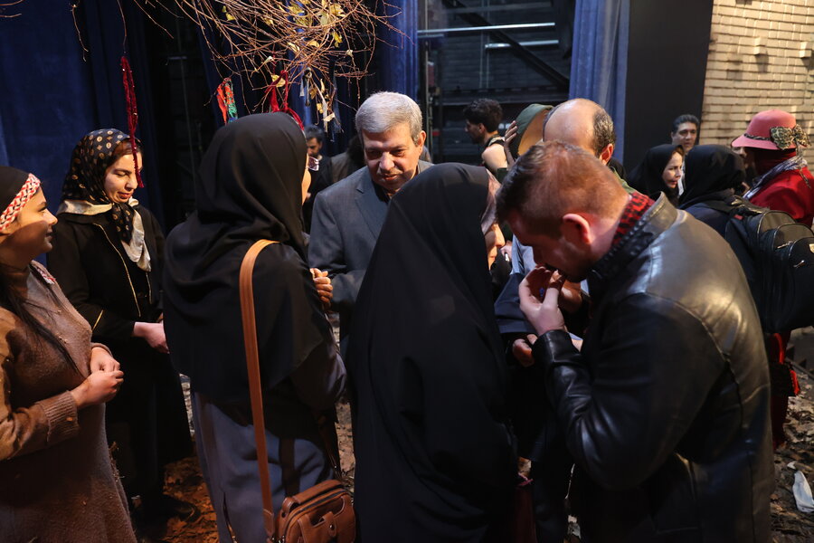 چهل و چهارمین جشنواره تئاتر فجر