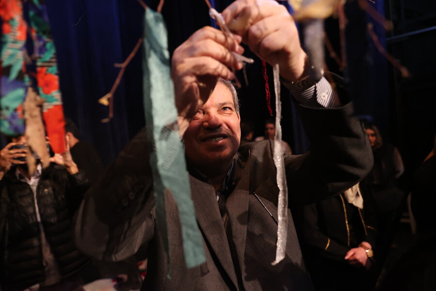 چهل و چهارمین جشنواره تئاتر فجر