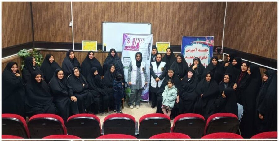 خرامه|برگزاری کارگاه آموزشی «ارتباط مؤثر» ویژه همسران جانبازان شهرستان خرامه