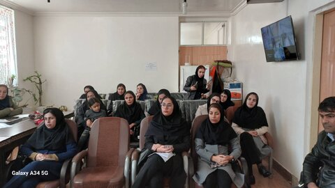 ممسنی|جلسه دوم هماهنگی تسهیلگران "سلام محله "و فعالیت مراکز مثبت زندگی در اداره بهزیستی ممسنی