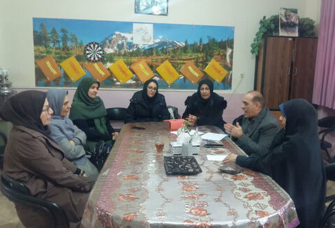 کرج | گام های اجرایی جهت رونمایی از پویش «سلام محله» در مدرسه ۱۳ آبان