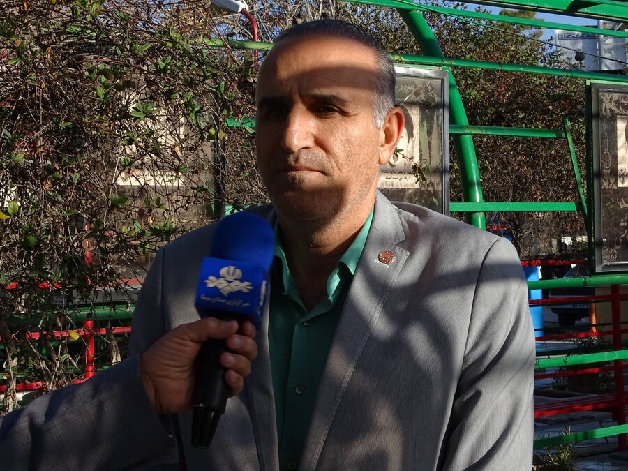 غبارروبی قبور مطهر شهدا