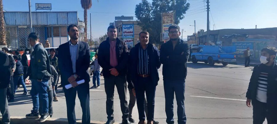 دهه فجر گرامی باد/حضور رئیس و کارکنان بهزیستی نهبندان در مراسم آغازین دهه فجر