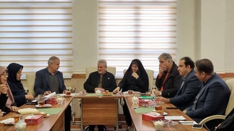 شهریار | برگزاری جلسه با مدیریت شهری وحیدیه و جمعی از دستگاه‌های اجرایی برای اجرای پویش «سلام محله» با رویکرد محله‌محور