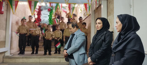 کرج | نواخته شدن زنگ انقلاب در مرکز شبه‌خانواده تحت نظارت بهزیستی شهرستان کرج