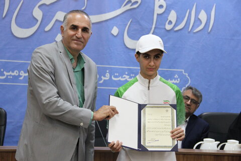 گزارش تصویری | مراسم تقدیر از مدال آوران پارآسیایی و پارالمپیکی ۲۰۲۵ استان فارس