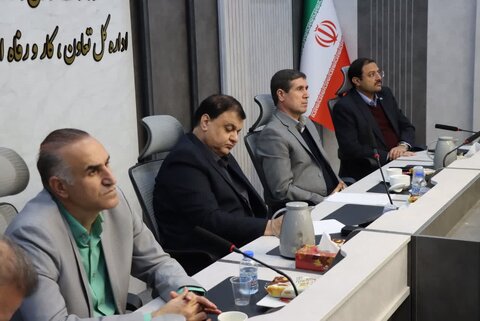 حضور سرپرست بهزیستی فارس در جلسه ویدئو کنفرانس شورای وزارت تعاون کار و رفاه اجتماعی