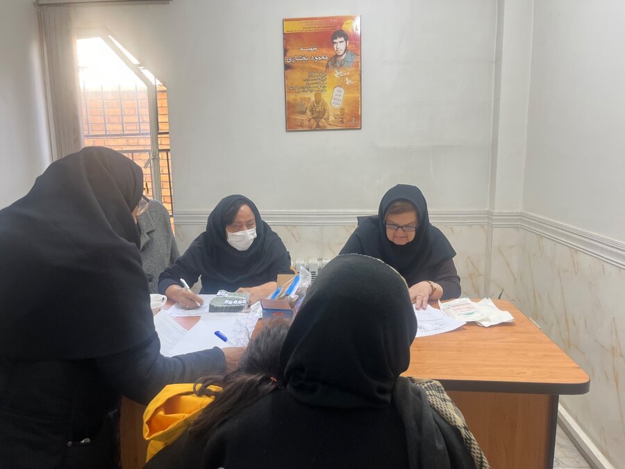 پیشوا | به مناسبت دهه فجر؛ تقدیر رئیس بهزیستی از انجمن نیکوکاری برنا