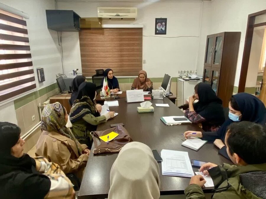 جلسه بررسی روند اجرای پویش سلام محله با حضور سکینه کیانی دبیر طرح سلام بهزیستی استان