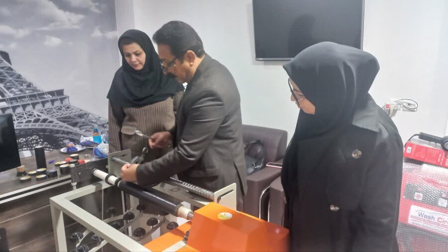 نشستی با هدف بررسی و توسعه یک طرح نوآورانه کارآفرینانه ویژه جامعه هدف، همزمان با نخستین روز از ایام‌الله دهه فجر، در شهرستان گنبدکاووس برگزار شد